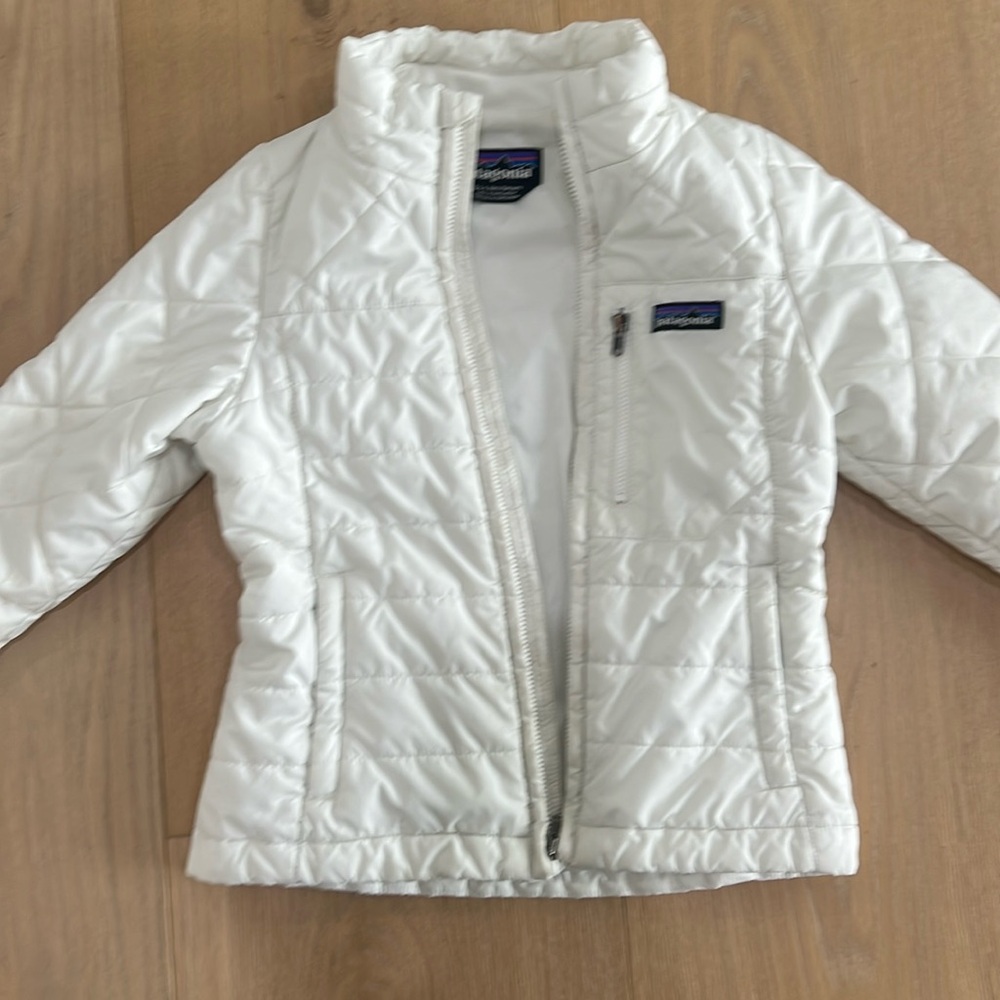 Girls Patagonia jacket XS (5-6)